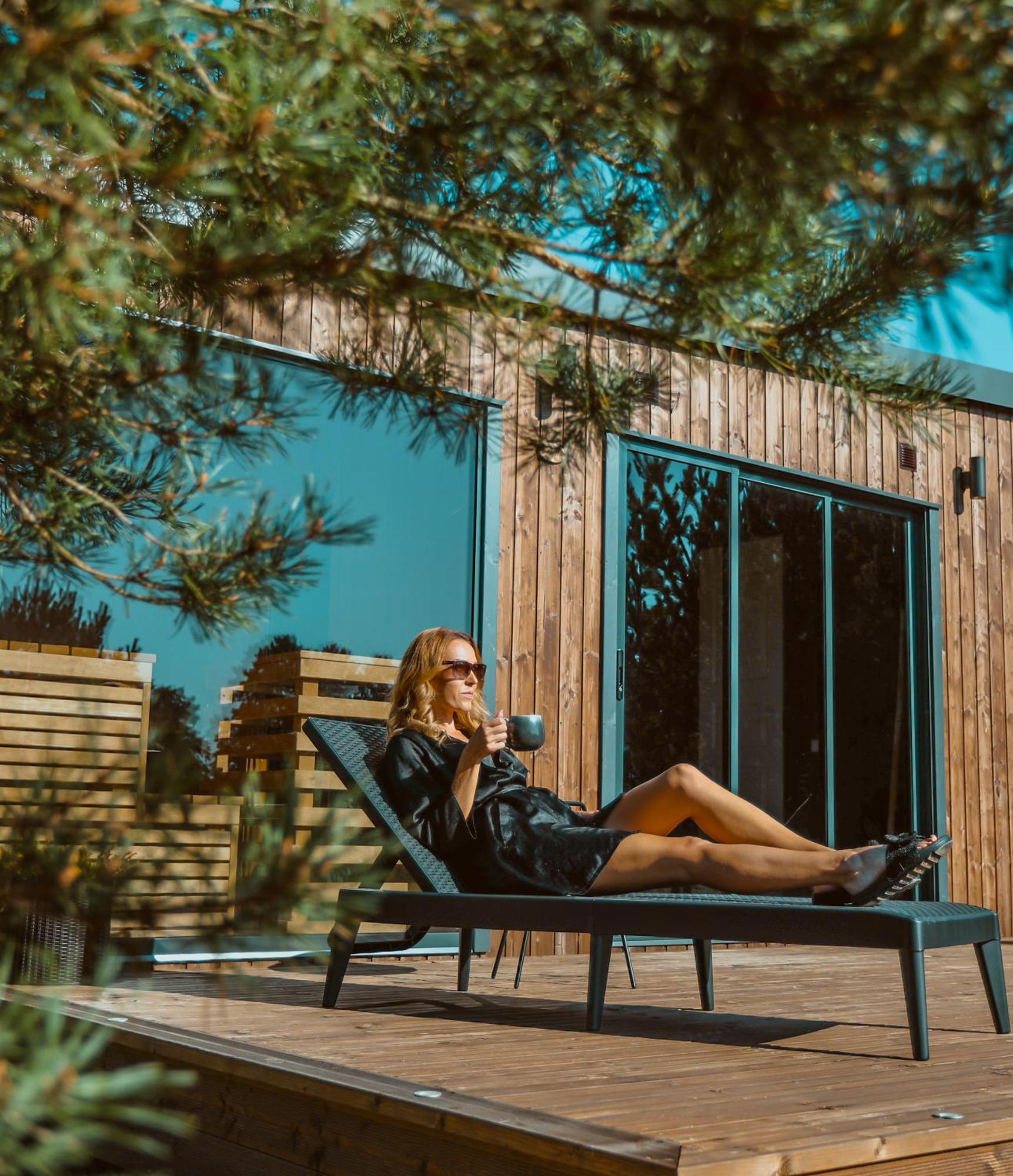 Atputas Komplekss Pazust Priedes - Sunset House Bernāti Екстериор снимка