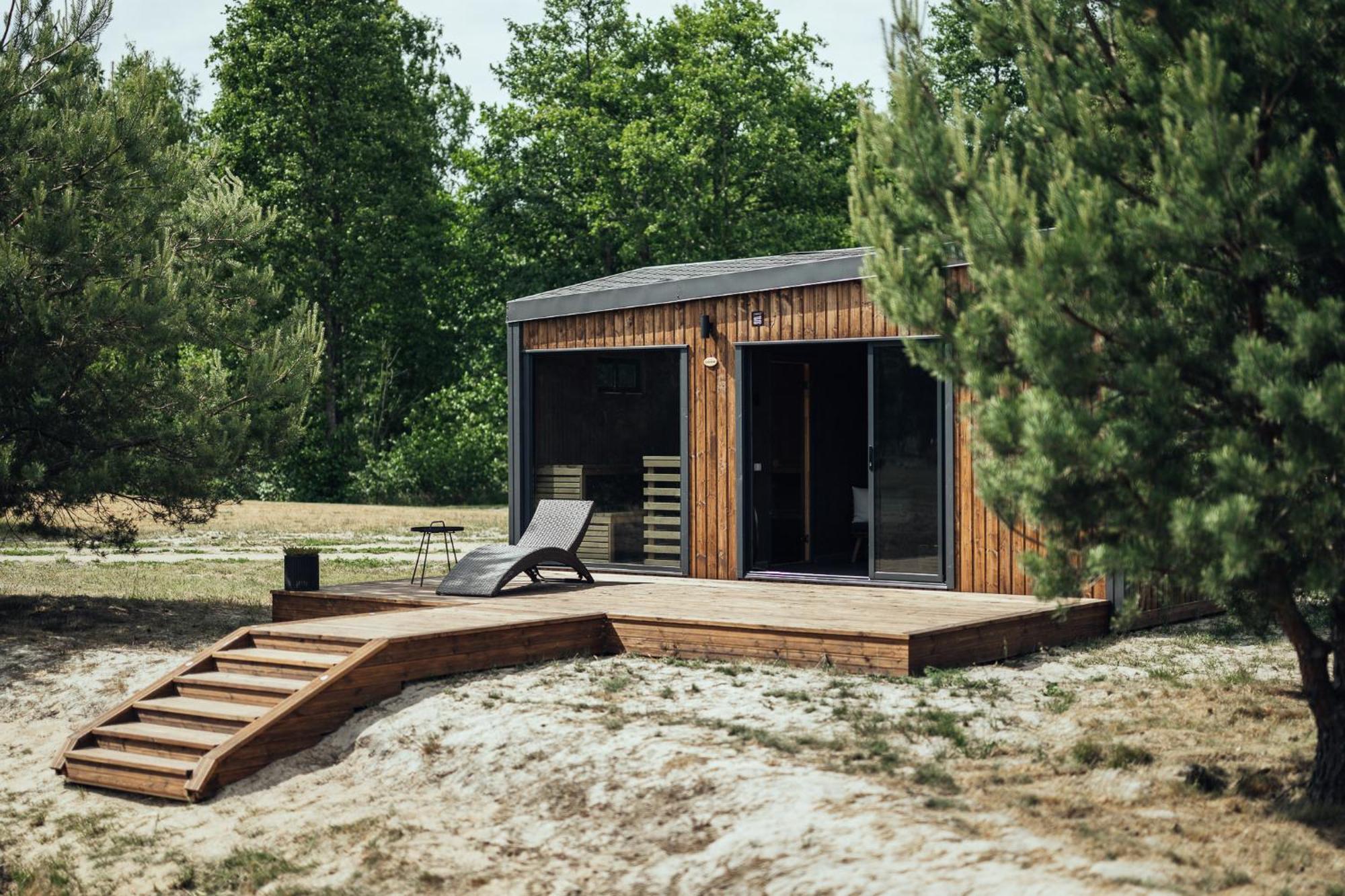 Atputas Komplekss Pazust Priedes - Sunset House Bernāti Екстериор снимка